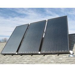 Solárne kolektory na budovách domov